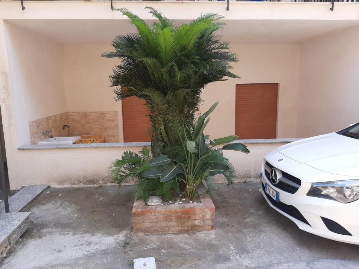 Casa Vacanze Andreana Letojanni Exterior foto