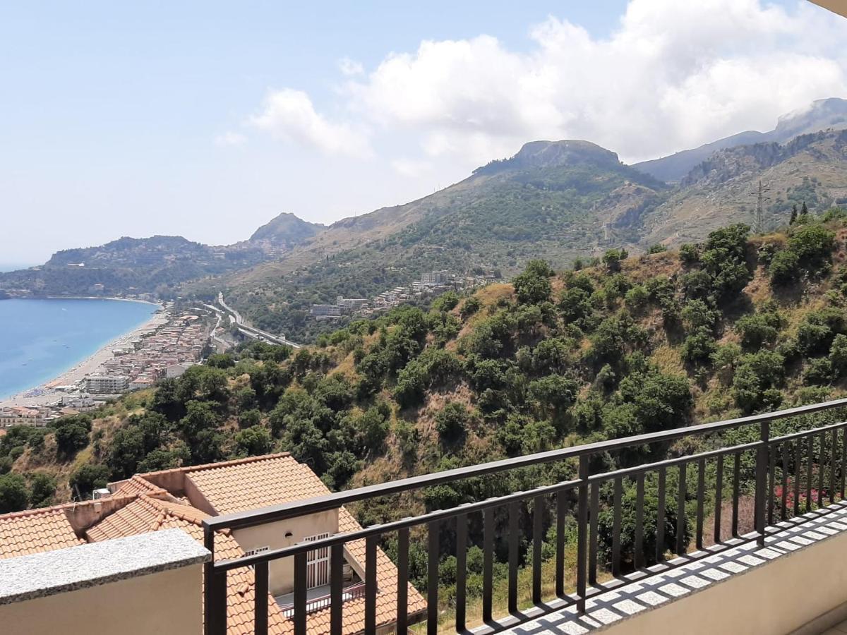 Casa Vacanze Andreana Letojanni Exterior foto