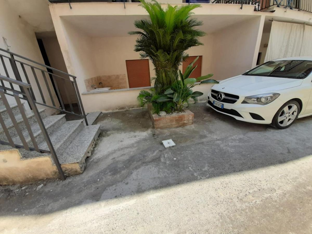 Casa Vacanze Andreana Letojanni Exterior foto