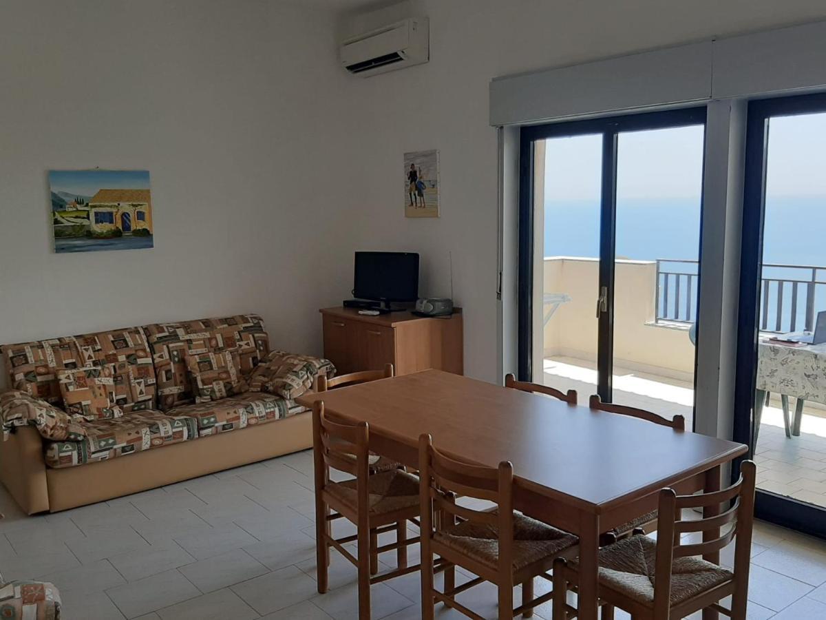 Casa Vacanze Andreana Letojanni Exterior foto