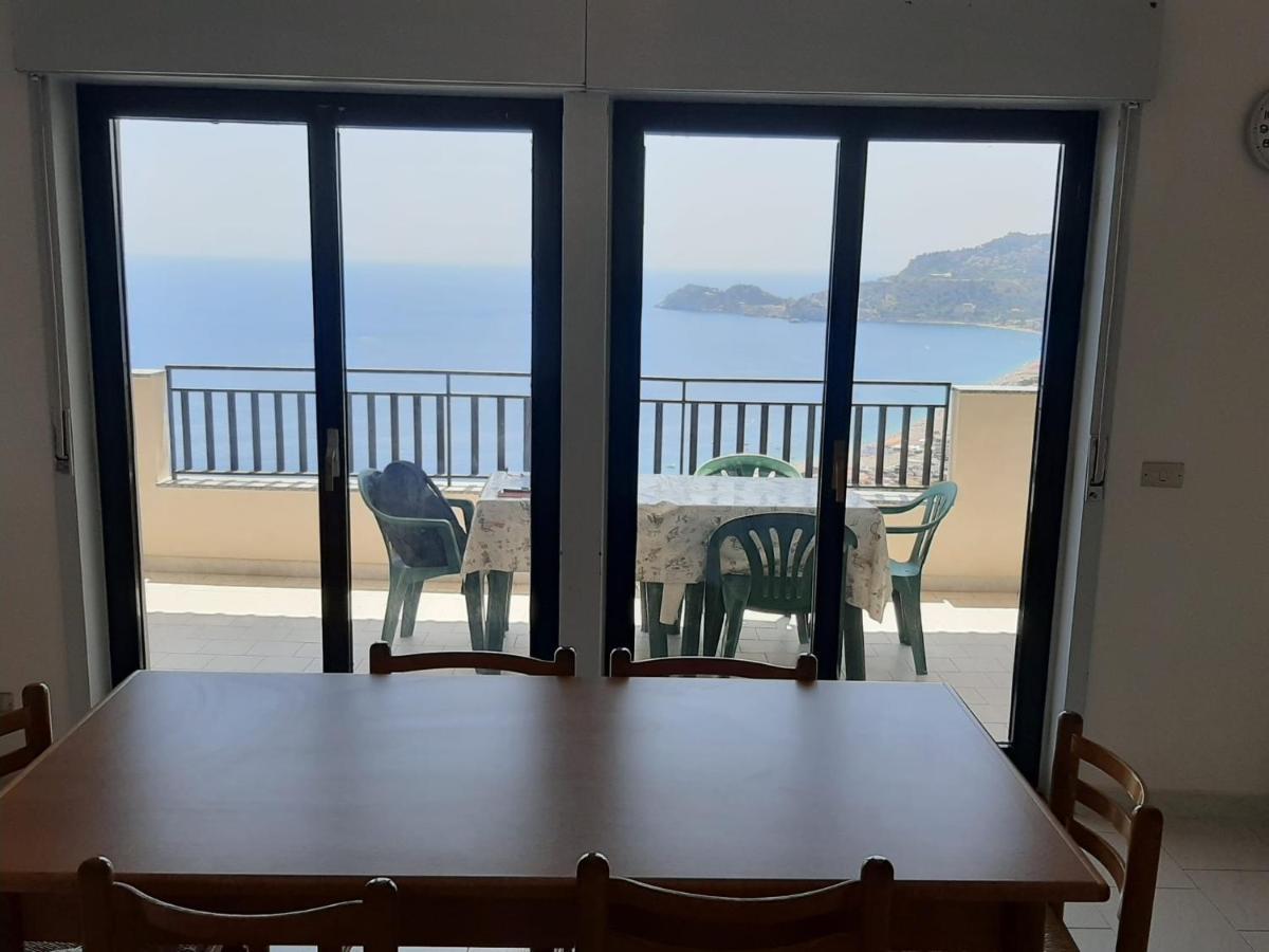 Casa Vacanze Andreana Letojanni Exterior foto